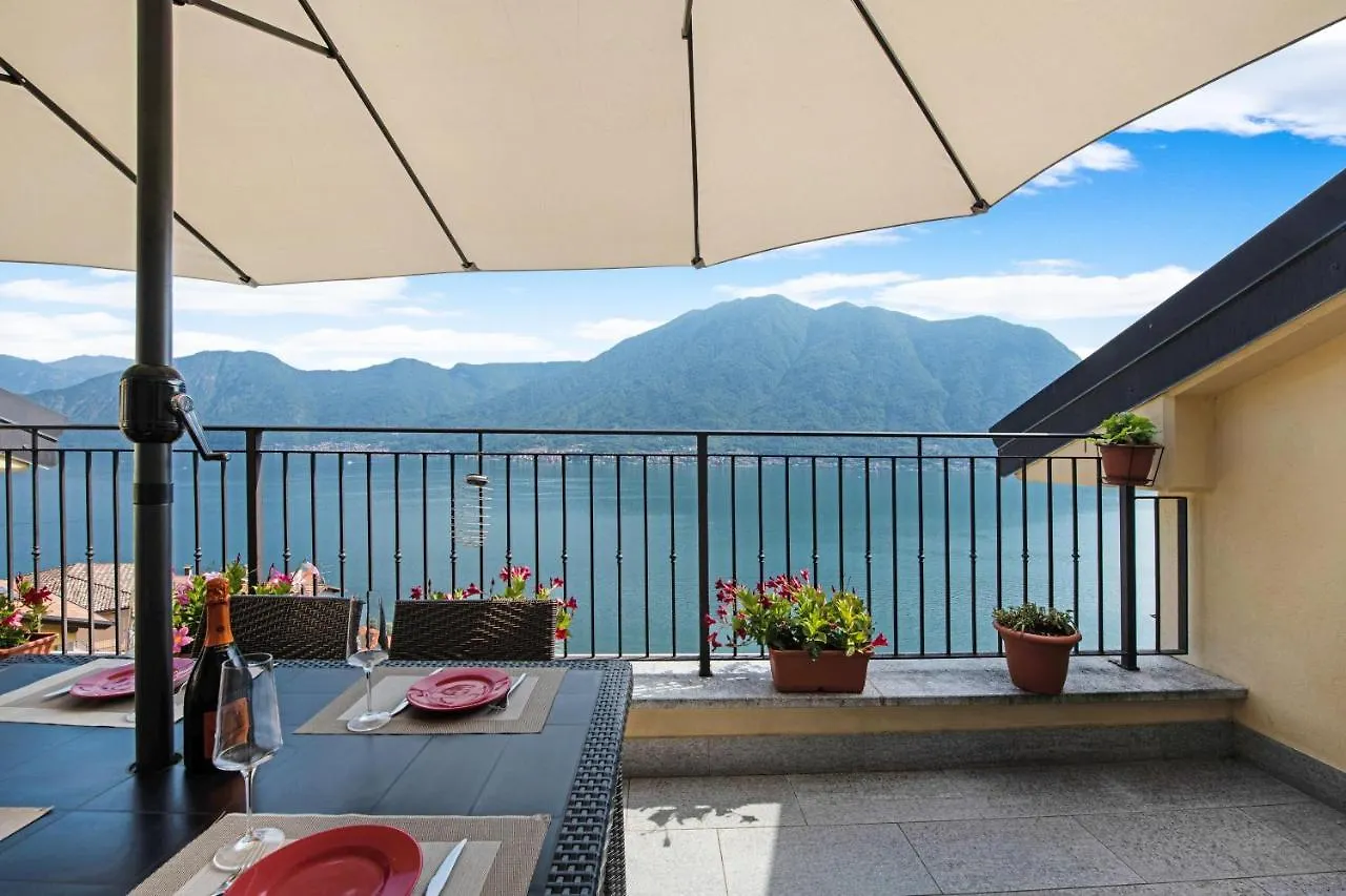 Colonno Penthouse Villa Holiday home