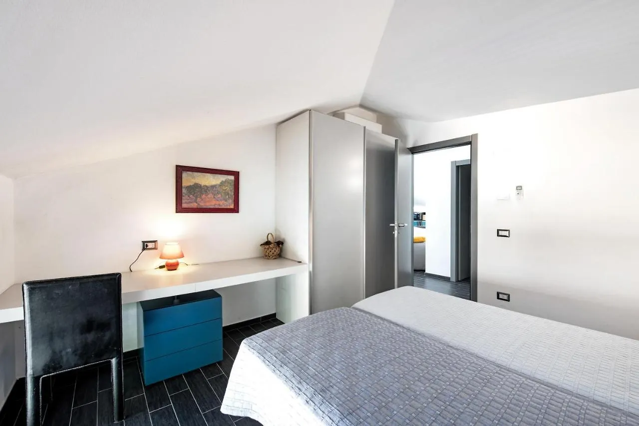 Colonno Penthouse Villa Holiday home